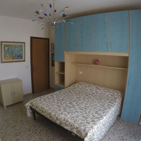 Caorle Economy Apartments Экстерьер фото