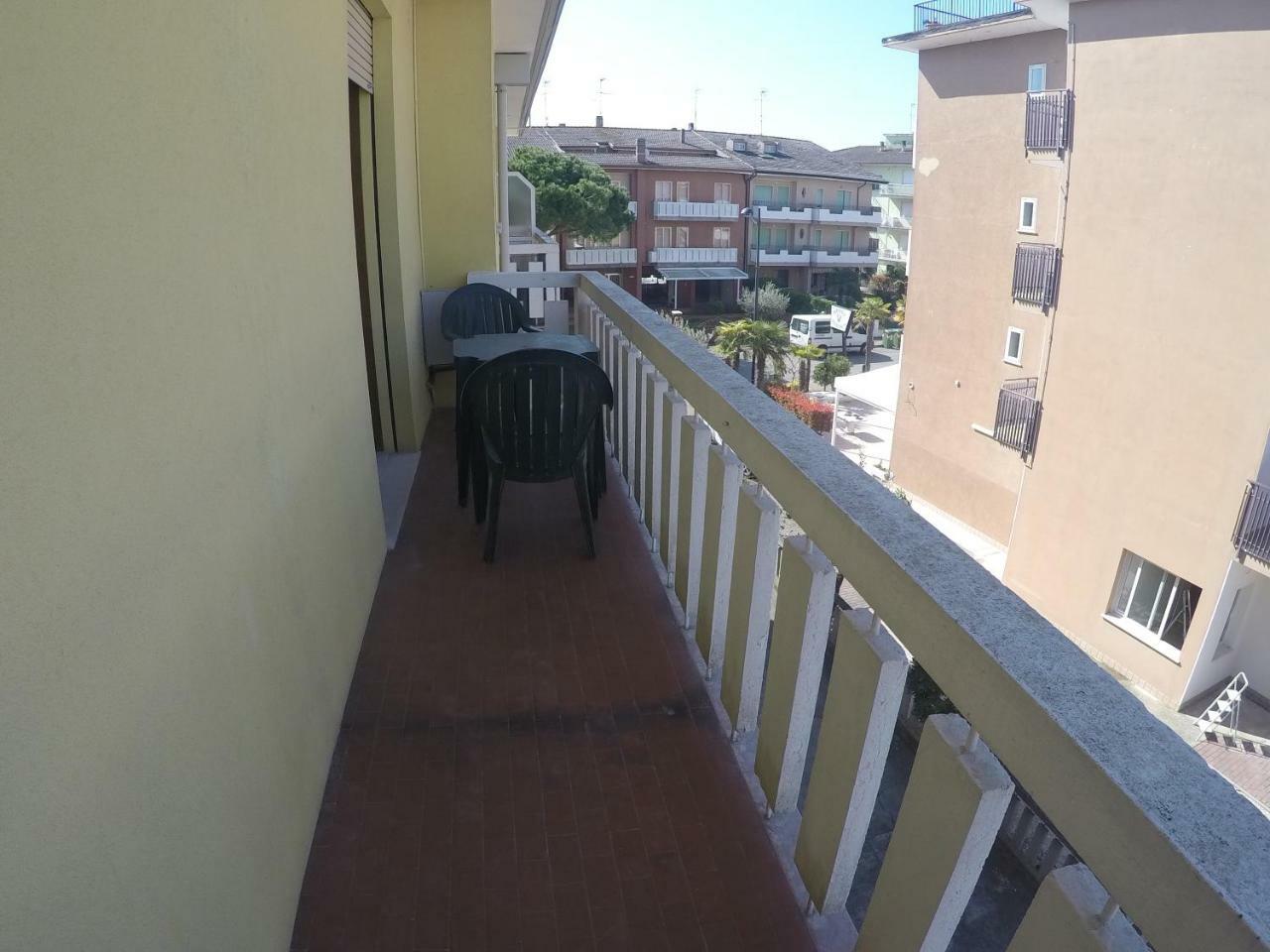 Caorle Economy Apartments Экстерьер фото